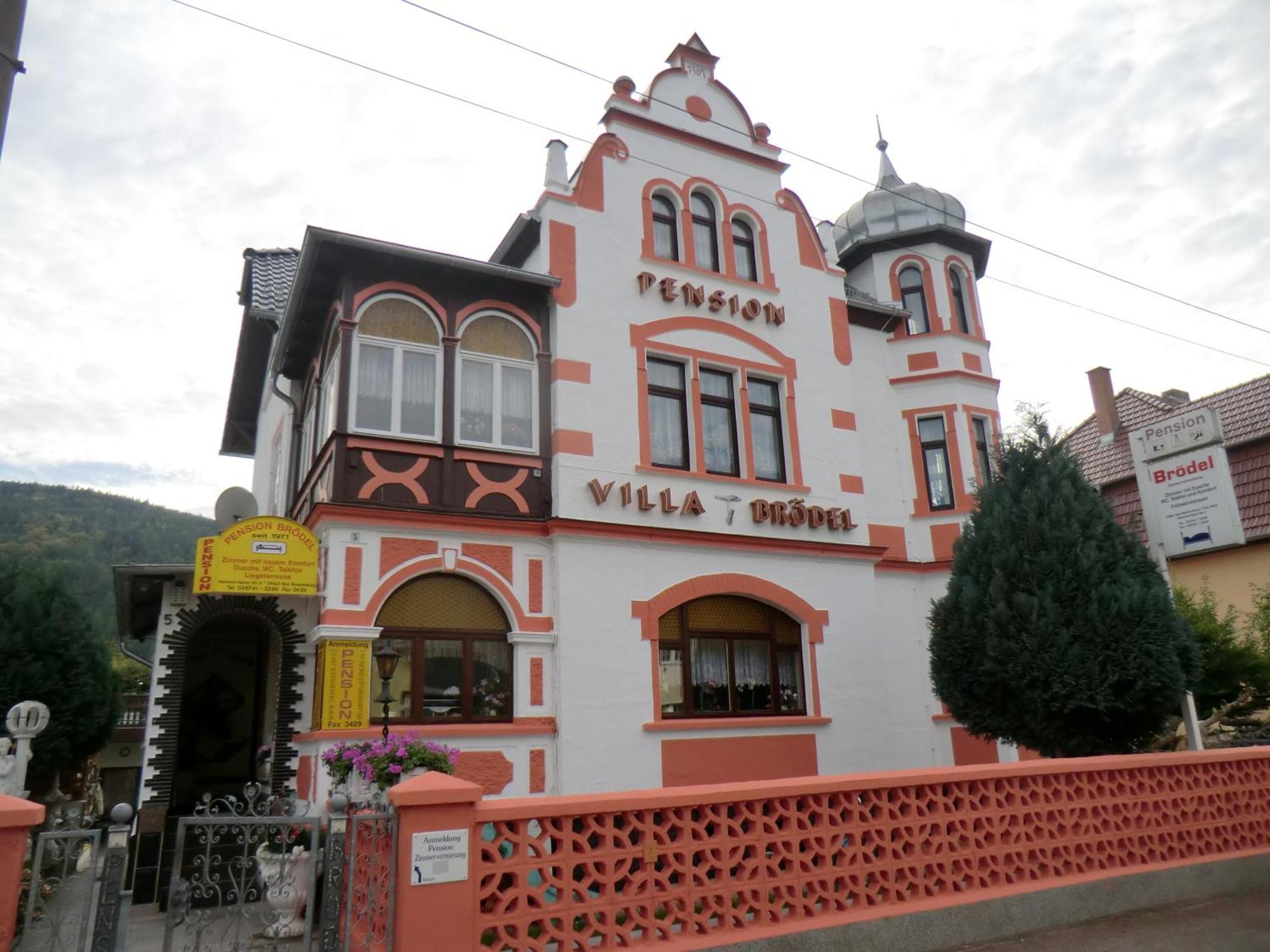 Pension Villa Broedel Bad Blankenburg Exterior foto